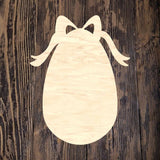 QMC Egg With Bow