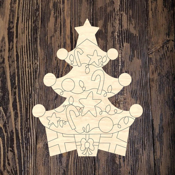 QMC Christmas Tree With Presents